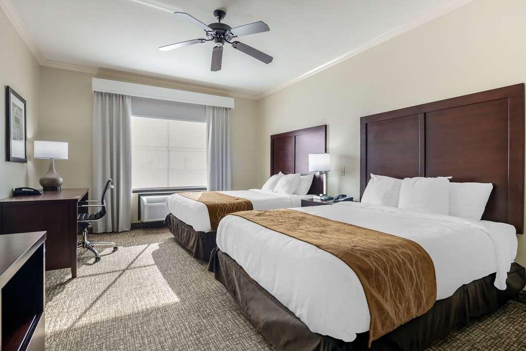 Comfort Inn & Suites Fort Worth - Fossil Creek Room photo